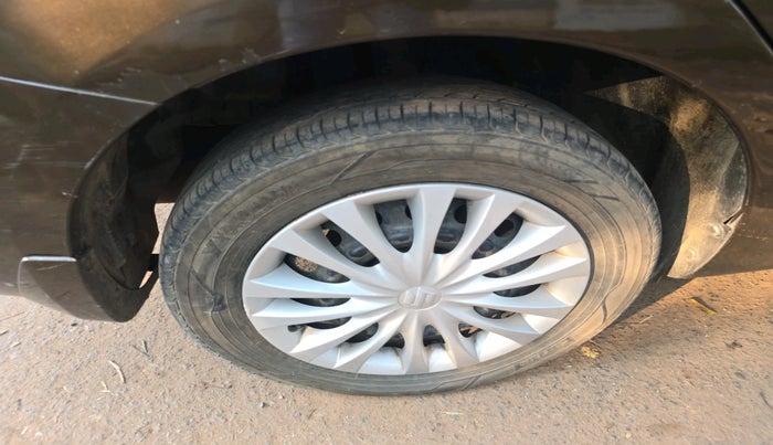 2017 Maruti Ciaz VDI+ SHVS, Diesel, Manual, 82,843 km, tyre