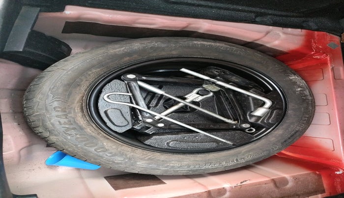 2018 Tata NEXON XM PETROL, Petrol, Manual, 44,018 km, tyre