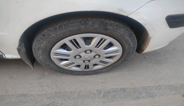 2011 Hyundai Santro Xing GLS, Petrol, Manual, 1,17,518 km, tyre