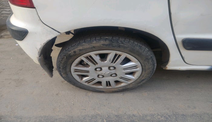 2011 Hyundai Santro Xing GLS, Petrol, Manual, 1,17,518 km, tyre