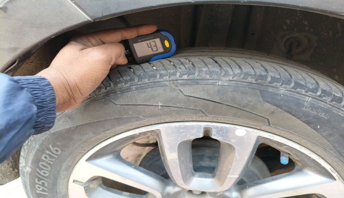 2015 Hyundai i20 Active 1.2 SX, Petrol, Manual, 87,508 km, tyre