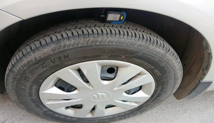 2013 Maruti Swift Dzire VXI, Petrol, Manual, 1,27,348 km, tyre