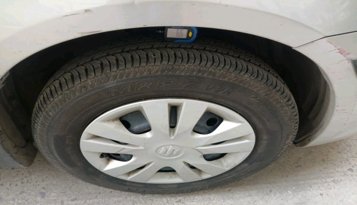 2013 Maruti Swift Dzire VXI, Petrol, Manual, 1,27,348 km, tyre