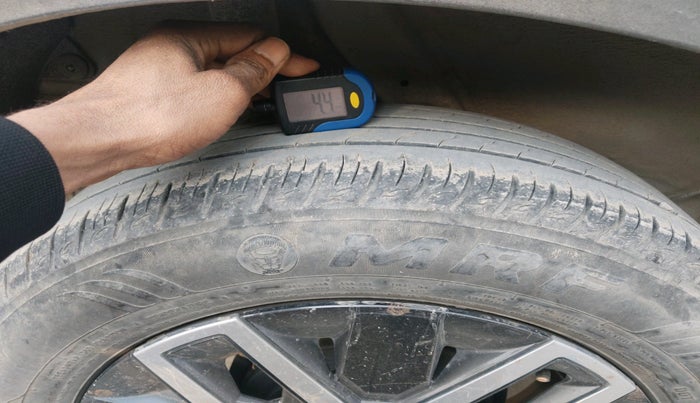 2022 Hyundai VENUE SX 1.5 CRDI, Diesel, Manual, 47,283 km, tyre