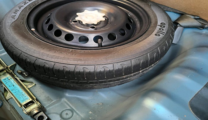 2017 Hyundai Grand i10 ASTA 1.2 KAPPA VTVT, Petrol, Manual, 35,953 km, tyre