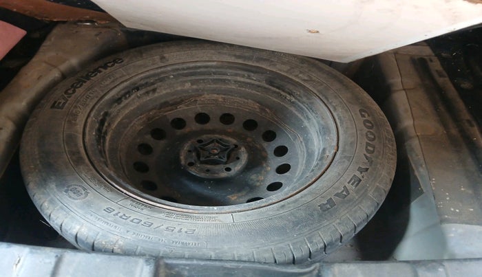 2018 Tata NEXON XZ PLUS DIESEL, Diesel, Manual, 1,19,588 km, tyre