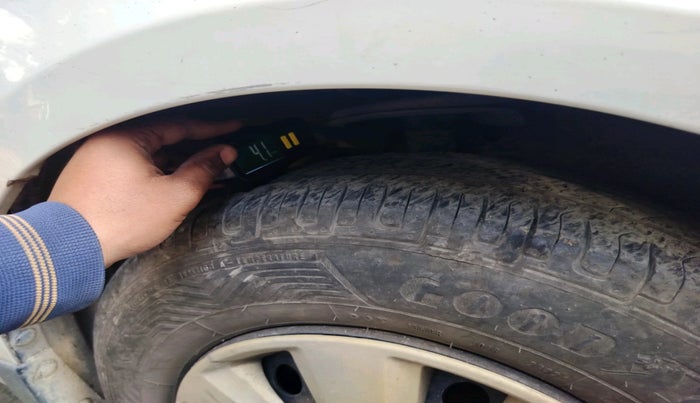 2011 Maruti Swift Dzire VXI, Petrol, Manual, 96,603 km, tyre