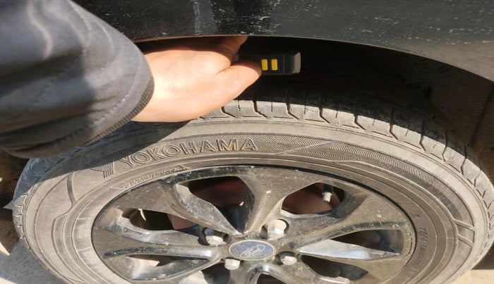 2016 Ford Figo Aspire TITANIUM1.5 DIESEL, Diesel, Manual, 1,45,244 km, tyre