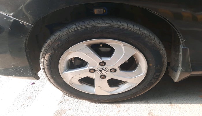 2016 Honda City 1.5L I-VTEC V MT, Petrol, Manual, 77,197 km, tyre