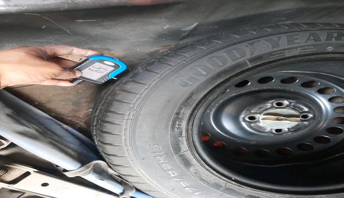 2016 Honda City 1.5L I-VTEC V MT, Petrol, Manual, 77,197 km, tyre