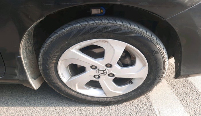 2016 Honda City 1.5L I-VTEC V MT, Petrol, Manual, 77,197 km, tyre