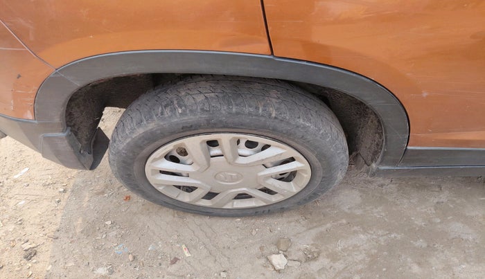 2019 Maruti Vitara Brezza LDI, Diesel, Manual, 90,785 km, tyre