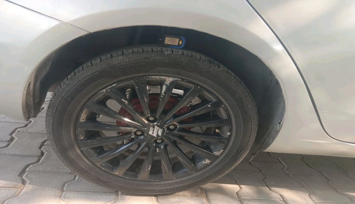 2016 Maruti Ciaz ZDI+ SHVS, Diesel, Manual, 1,50,024 km, tyre