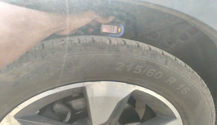 2017 Tata NEXON XZ PLUS PETROL, Petrol, Manual, 66,040 km, tyre