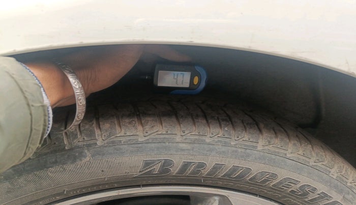 2018 Hyundai Verna 1.6 VTVT SX, Petrol, Manual, 52,110 km, tyre