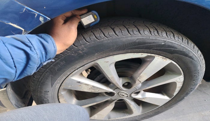 2016 Hyundai Elite i20 ASTA 1.4 CRDI (O), Diesel, Manual, 1,30,686 km, tyre