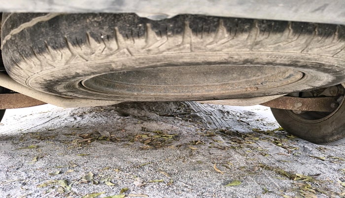 2014 Mahindra XUV500 W6, Diesel, Manual, 3,30,897 km, tyre