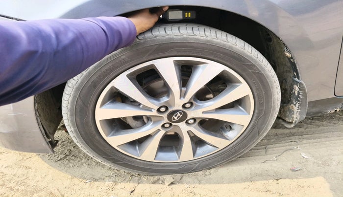 2016 Hyundai Verna 1.6 CRDI SX, Diesel, Manual, 1,39,342 km, tyre