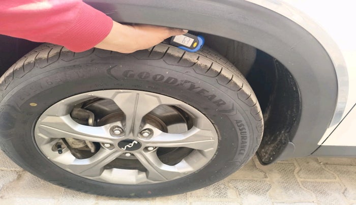 2023 KIA SELTOS HTK PLUS 1.5 IMT, Petrol, Manual, 25,614 km, tyre