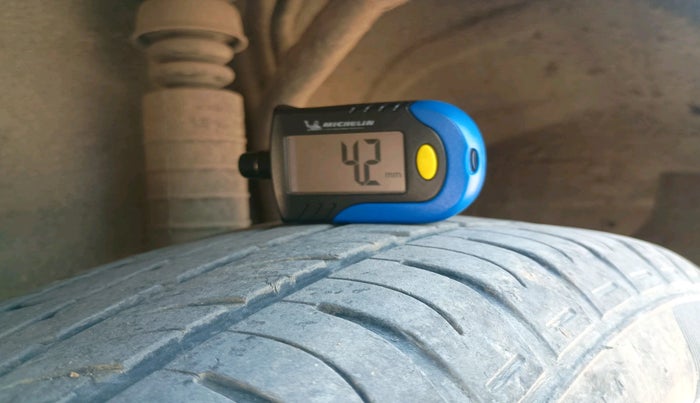 2013 Renault Pulse RXL DIESEL, Diesel, Manual, 1,04,341 km, tyre