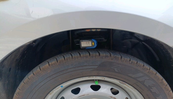 2018 Tata Tiago XE PETROL, Petrol, Manual, 57,255 km, tyre