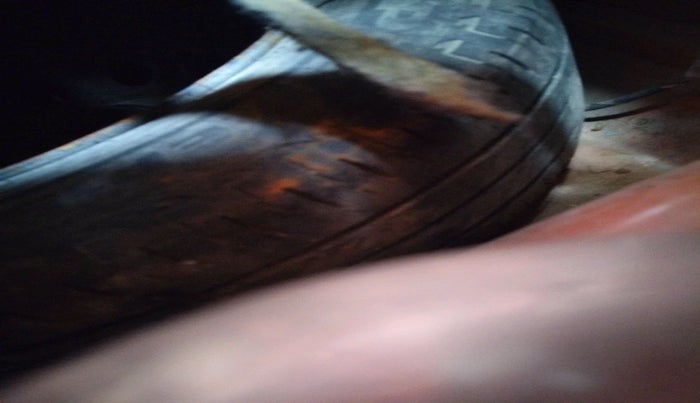 2018 Maruti IGNIS ZETA 1.2, Petrol, Manual, 1,67,786 km, tyre