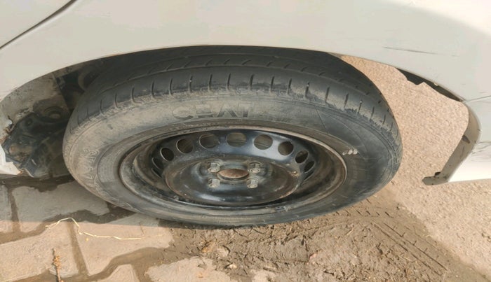 2018 Honda Amaze 1.2L I-VTEC S, Petrol, Manual, 1,37,739 km, tyre