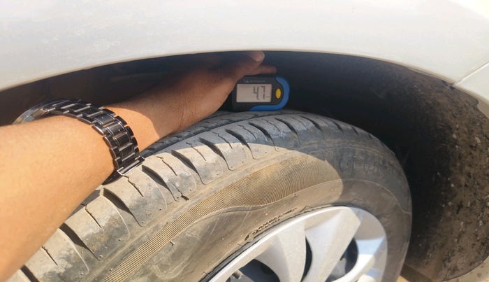 2023 Maruti Swift VXI, Petrol, Manual, 16,048 km, tyre