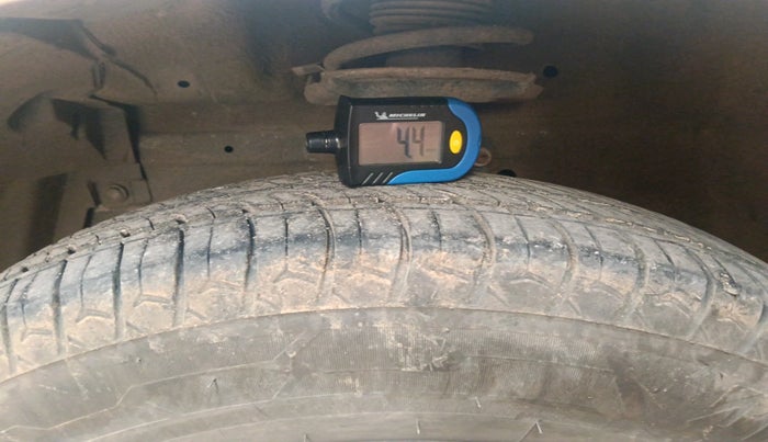 2013 Maruti Swift Dzire VDI, Diesel, Manual, 1,33,194 km, tyre