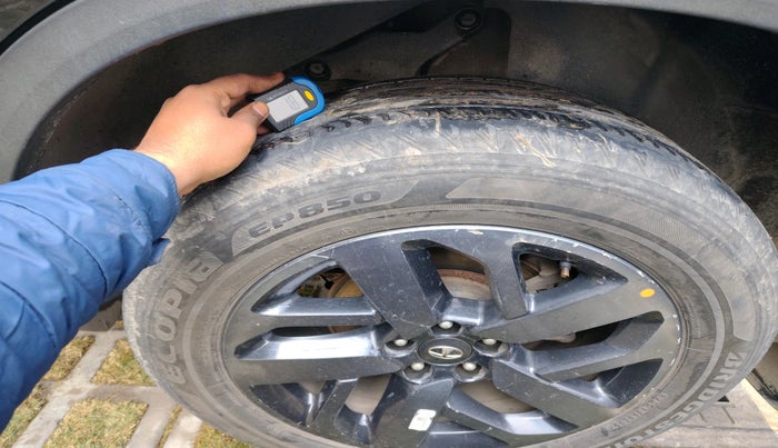 2022 Tata Safari XZ PLUS DARK EDITION, Diesel, Manual, 61,435 km, tyre