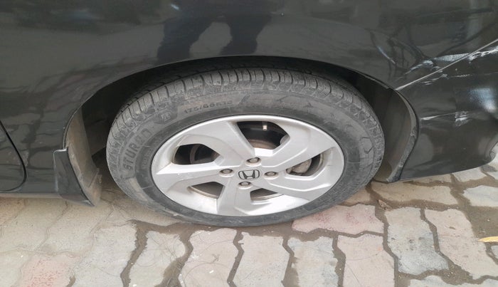 2014 Honda City 1.5L I-DTEC V, Diesel, Manual, 1,03,900 km, tyre