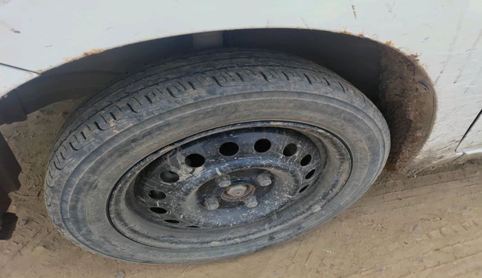 2016 Maruti Wagon R 1.0 VXI, Petrol, Manual, 63,173 km, tyre