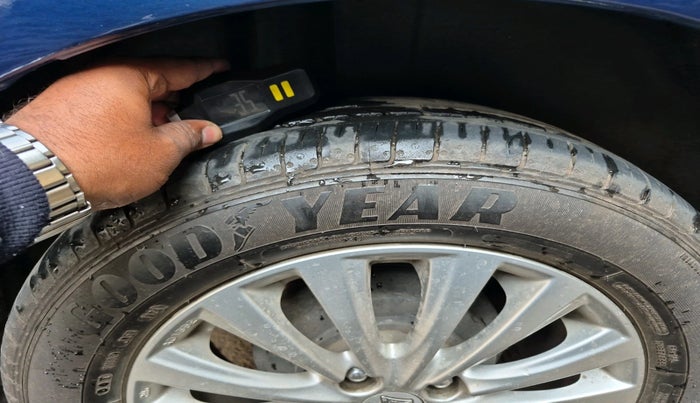 2024 Maruti Ciaz ZETA 1.5 SHVS MT PETROL, Petrol, Manual, 18,893 km, tyre