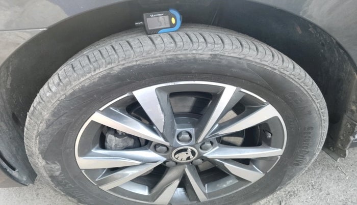 2024 Skoda SLAVIA STYLE 1.5L TSI DSG, Petrol, Automatic, 16,263 km, tyre