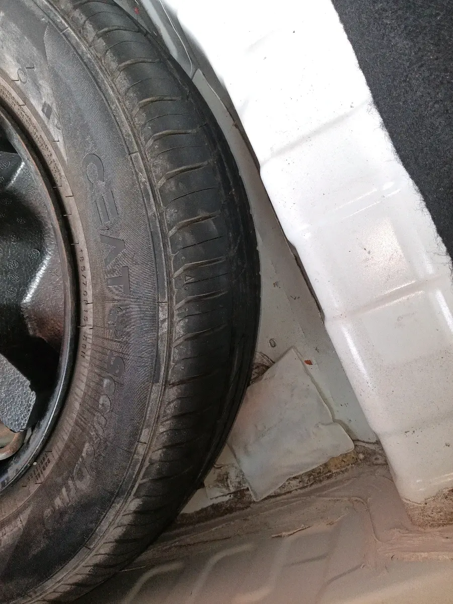 2021 Tata PUNCH PURE MT, Petrol, Manual, 31,978 km, tyre