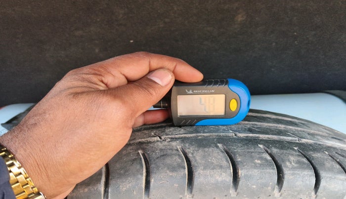 2021 Maruti New Wagon-R LXI CNG (O) 1.0, Petrol, Manual, 1,30,309 km, tyre