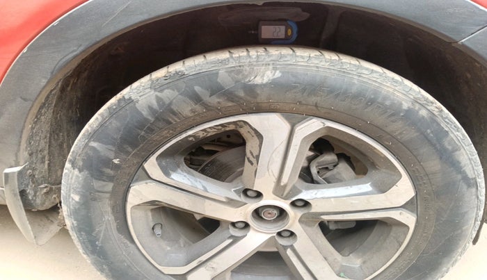 2022 Tata NEXON XZ PLUS SUNROOF PETROL DUAL TONE, Petrol, Manual, 1,01,190 km, tyre