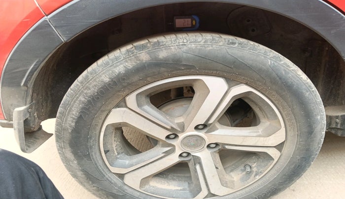 2022 Tata NEXON XZ PLUS SUNROOF PETROL DUAL TONE, Petrol, Manual, 1,01,190 km, tyre