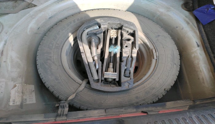 2011 Volkswagen Polo TRENDLINE 1.2L PETROL, Petrol, Manual, 78,600 km, tyre