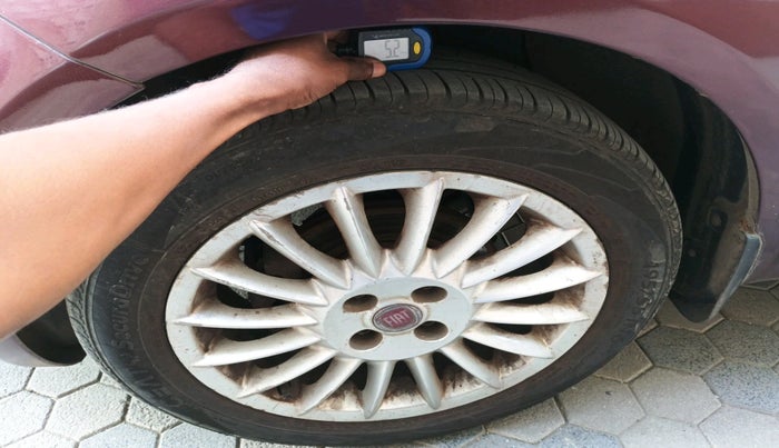 2014 Fiat Linea EMOTION 1.3, Diesel, Manual, 84,833 km, tyre