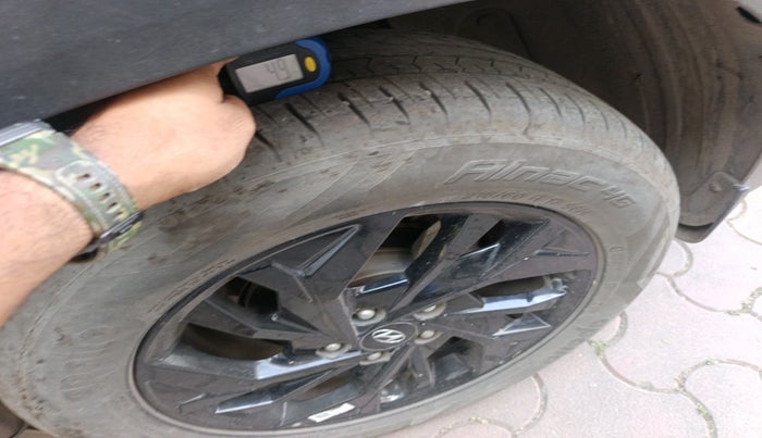 2023 Hyundai Creta 1.5 SX (O) AT Petrol Adventure Edition, Petrol, Automatic, 8,149 km, tyre