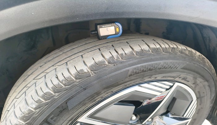 2023 Tata NEXON CREATIVE PLUS S 1.2 REVOTRON 7 DCA, Petrol, Automatic, 19,557 km, tyre