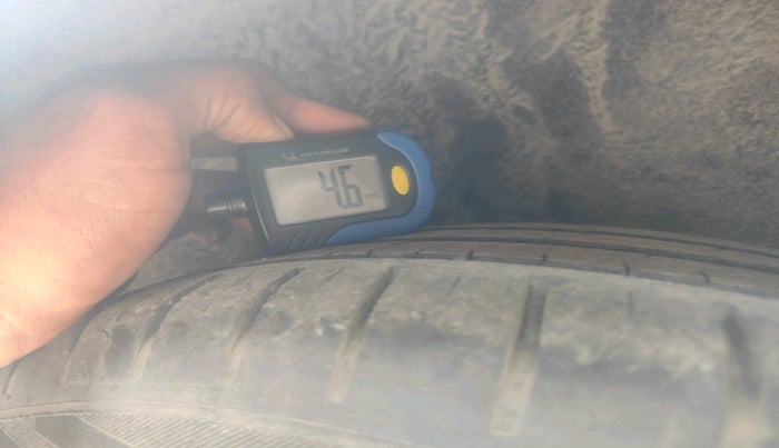 2017 Maruti Baleno ZETA CVT PETROL 1.2, Petrol, Automatic, 51,576 km, tyre