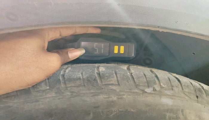 2017 Hyundai Creta SX PLUS  ANNIVERSARY EDITION 1.6 PETROL, Petrol, Manual, 64,097 km, tyre