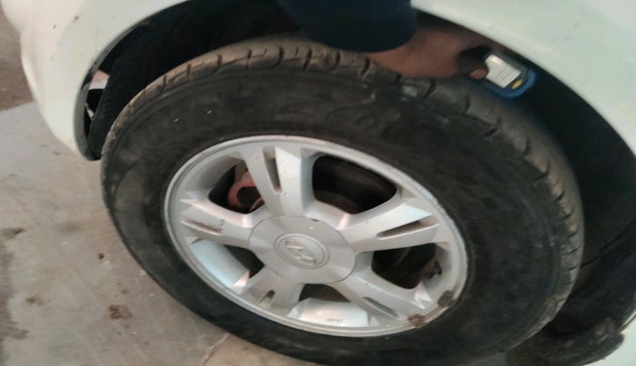 2011 Hyundai i20 SPORTZ 1.2, Petrol, Manual, 76,089 km, tyre