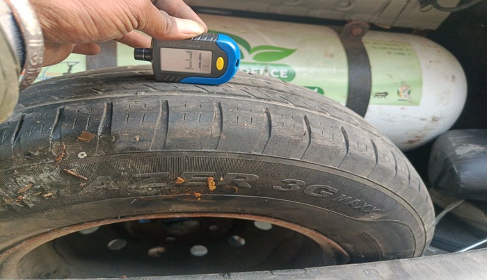 2012 Maruti Swift Dzire VXI, Petrol, Manual, 78,722 km, tyre