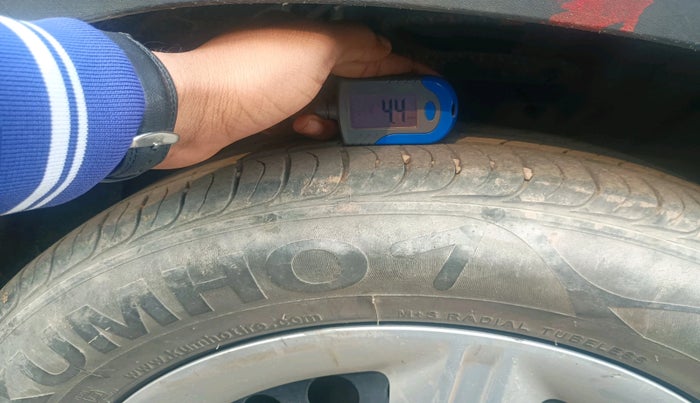 2023 KIA SELTOS  HTE 1.5 PETROL MT, Petrol, Manual, 65,709 km, tyre