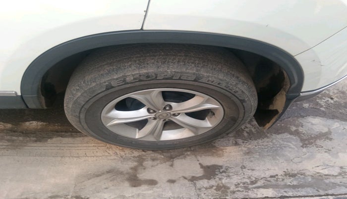 2019 Tata Harrier XZ 2.0L, Diesel, Manual, 97,886 km, tyre