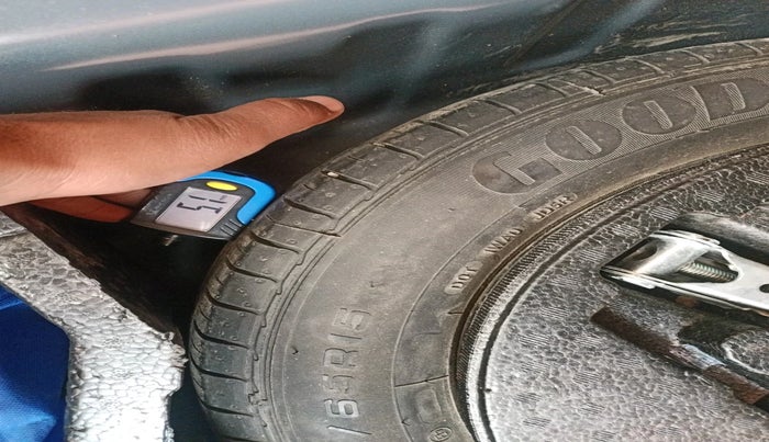 2018 Maruti Ciaz ZETA 1.5 SHVS MT PETROL, Petrol, Manual, 64,423 km, tyre