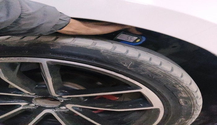 2017 Hyundai Elite i20 SPORTZ 1.4 CRDI, Diesel, Manual, 66,716 km, tyre